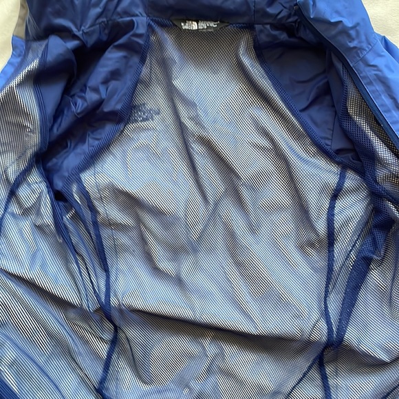 The North Face Dry Vent rain jacket - Picture 6 of 6